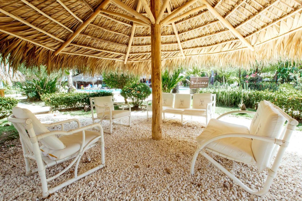 Aventura Village Los Corales Beach And Spa Пунта-Кана Екстер'єр фото
